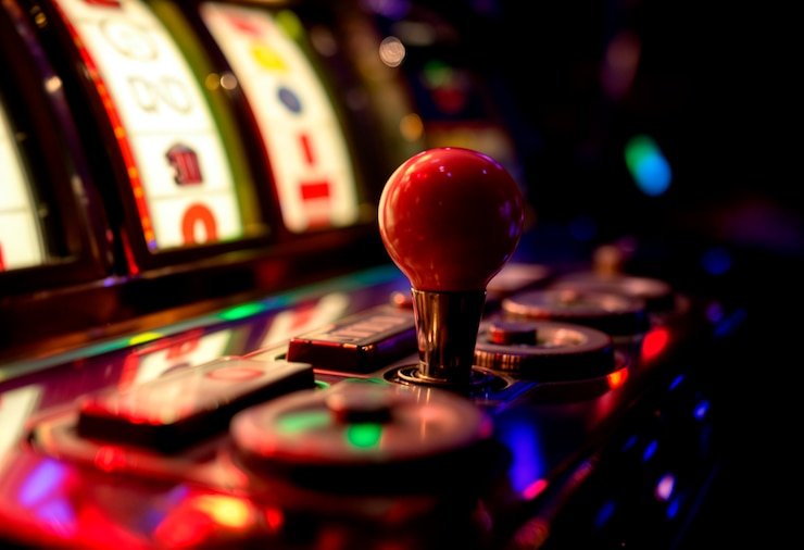 cambodia result blackjack hand settlement sequence showing dealer reveal and payout